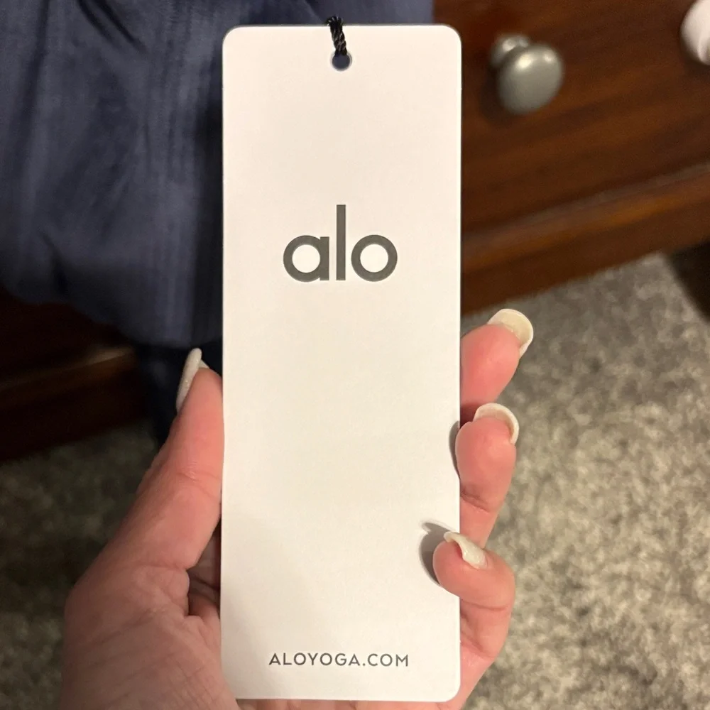 ALO Yoga Ribbed Velour Cropped Mountain Side Jacket - Picture 2 of 8